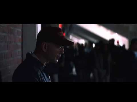 David Dunn meets a very young Kevin aka The Beast/Horde! [ Unbreakable - Split - Glass ]