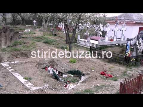 Cimitirul din comuna Buda afectat de alunecari