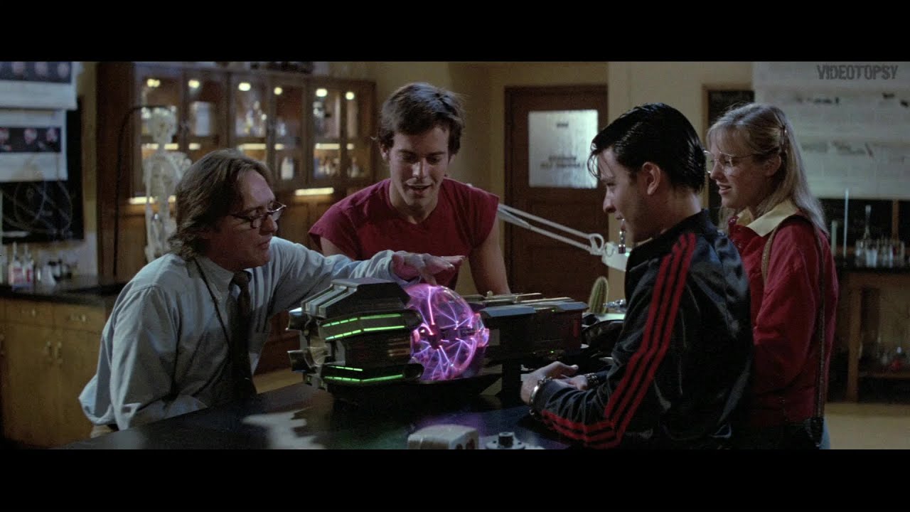 Miniature de la vidéo Les Aventuriers de la 4eme Dimension (1985) Bande annonce VF-HD du film Les Aventuriers de la quatrième dimension