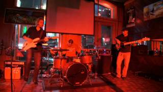 Andy Macintyre and the Primal Groove @ Friends Bar 08/2011