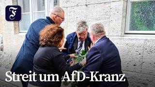 Bonhoeffer-Nachfahre entfernt AfD-Kranz