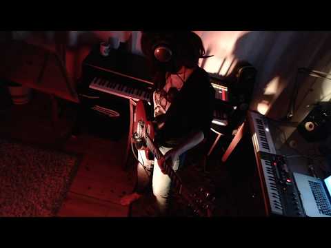 Revision Online 2020 - Event -  DJ set: wake