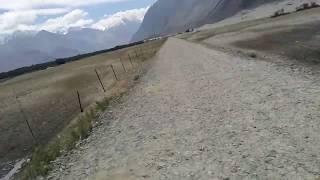 preview picture of video 'Diskit hundar leh ladakh bike trip'