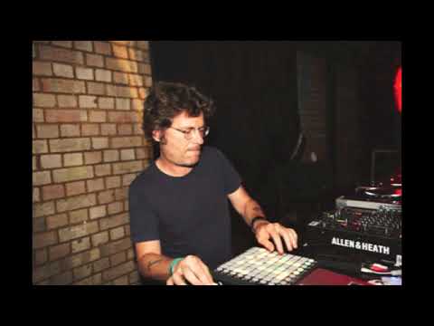 Akufen - Live @ E Werk Berlin (2002-02-09)