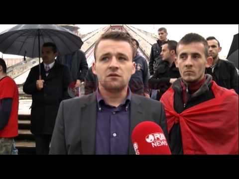 Vdekja e Ilia Karelit, Protestë para ministrisë së Jashtme