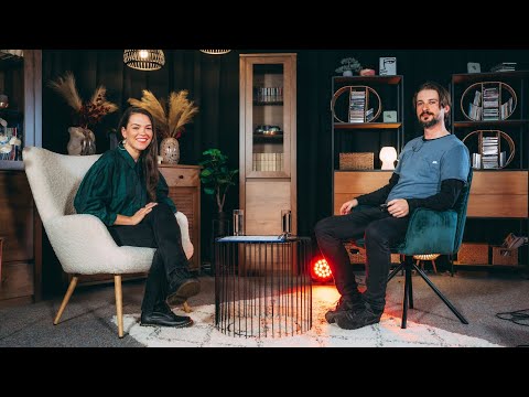 J.R. August @ TOP MUSIC DESK