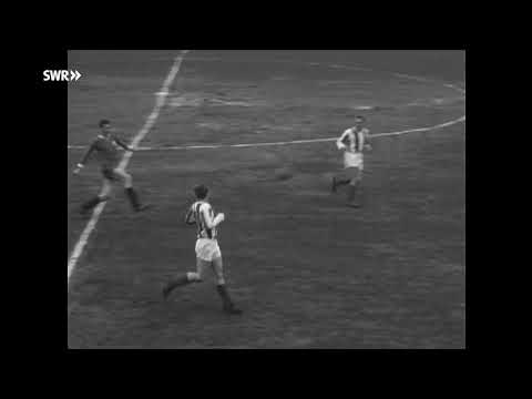2. Oberliga Süd: 1. FC Pforzheim - SV Stuttgarter Kickers (16.04.1962)