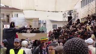 משתה היין אצל הגאון הצדיק רבי יעקב מאיר שכטר פורים תשפ''ו
