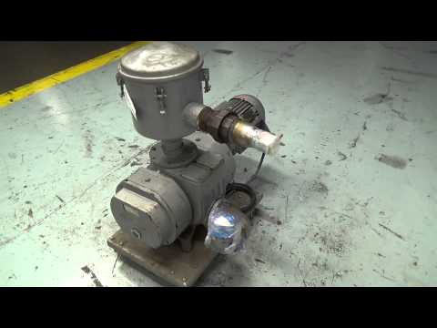 Used-Vacuum Pump - stock # 43573042
