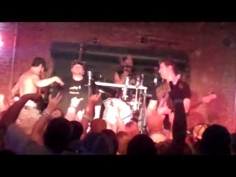 Brantley Gilbert and Ty Stone performing Simple Man