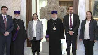 Ամենայն հայոց կաթողիկոսն ընդունեց Մեքսիկա-Հայաստան բարեկամական խմբի պատվիրակությանը
