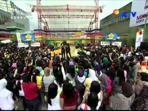 Regina   Angga Om - Kamu Memang Benar  onee wawan,,