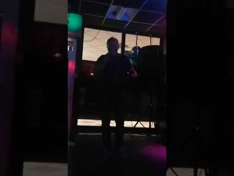 Redzo Stenaklic pjesma Sinana Sakic Pokloni poljubac prijatelju starom  Velenje 2020