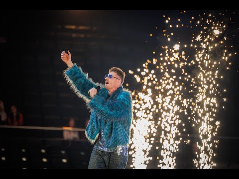 Dūmas – „Pabučiuok, argi gaila“