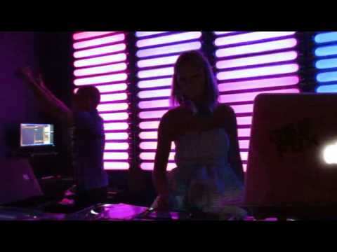 DJ Geek Fox perform on Saturday Night (19/7) at Club Celebrities Miri, Malaysia 3