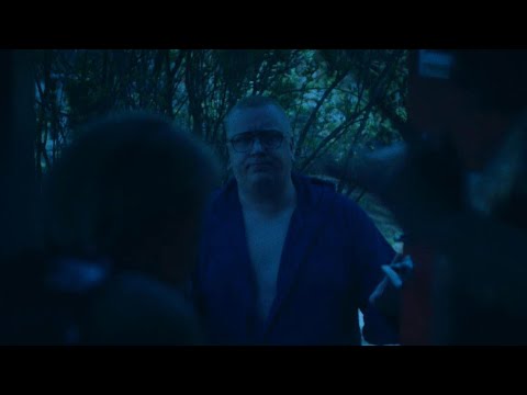 Arttu Wiskari - Elämän kova koulu (Virallinen musiikkivideo)