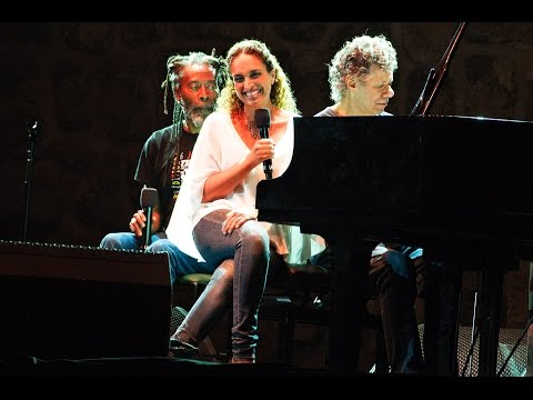 Noa with Bobby McFerrin and Chick Corea on stage