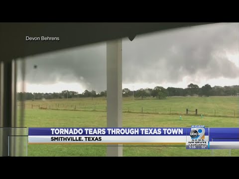 Tornado tears through Texas town