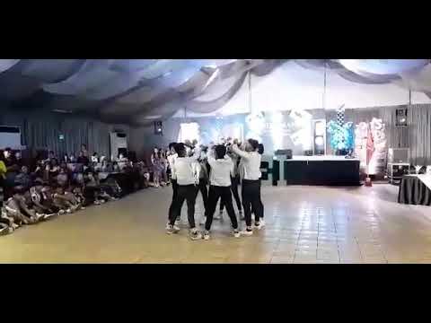 THE UNKNOWN DANCE GROUP (AKWE2K19CHAMPION)