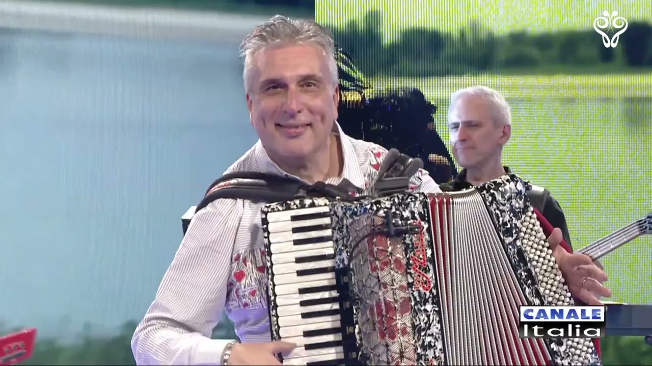 Orchestra Paolo Bagnasco - SOLARIS (merengue) Canale Italia SPECIALE FARFALLINA in TV