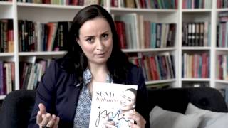 Julie Berthelsen fortæller om mad, vægt og chokolademousse og bogen Sund balance