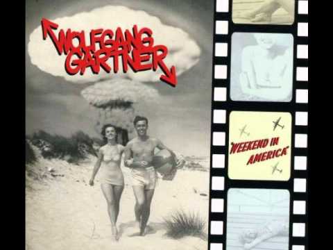 Wolfgang Gartner feat. Jim Jones - Circus Freaks