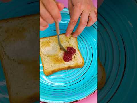 Heart Shape Jam Toast 🍞❤️ Yummy!