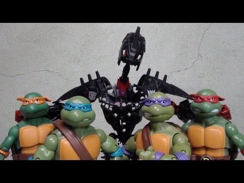 Mascot Reviews TEENAGE MUTANT NINJA TURTLES CLASSICS