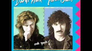 Hall & Oates - I'm In Pieces.