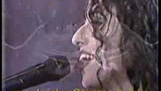 Marisa Monte Cantando "Xote das meninas" de Luiz Gonzaga