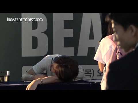 [Fancam] BEAST 140703 - Sleepy Hyunseung (Good Luck 3rd fansign @ Mecenatpolis)