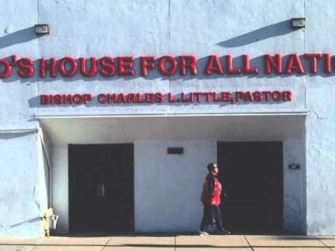 Camilo Vergara Documents the Changing Urban Landscape