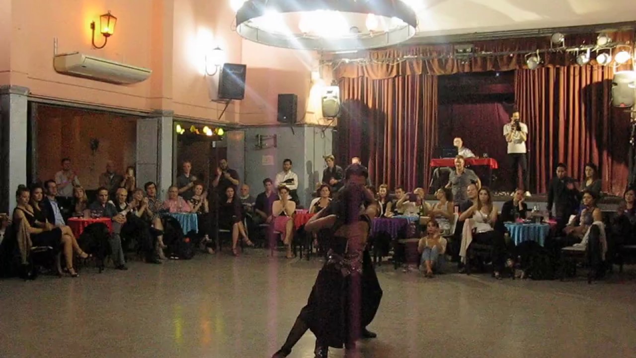 NOELIA COLETTI y PABLO MARTIN GIORGINI en Viva La Pepa! Milonga (2/4)