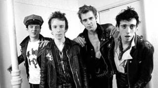 The Clash - Guns Of Brixton