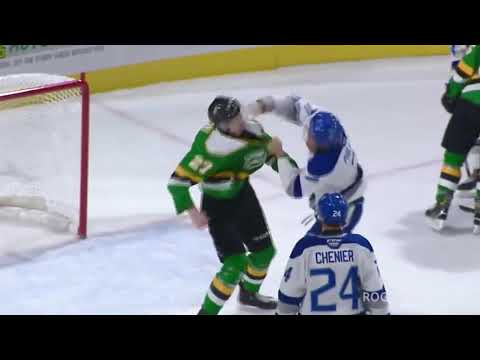 Isaak Phillips vs Kirill Steklov