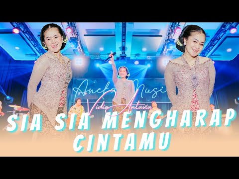 Vidia Antavia - SIA SIA MENGHARAP CINTAMU (Official Music Video ANEKA SAFARI)