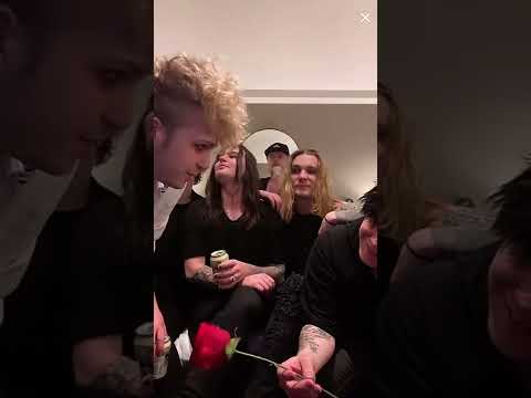 Blind Channel TikTok live — Bad Idea premiere (24/02/2022)
