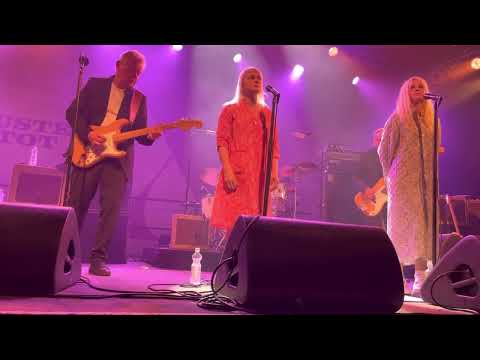 Maustetytöt x Agents - Salattu suru, Tullikamari, 13.7.2022