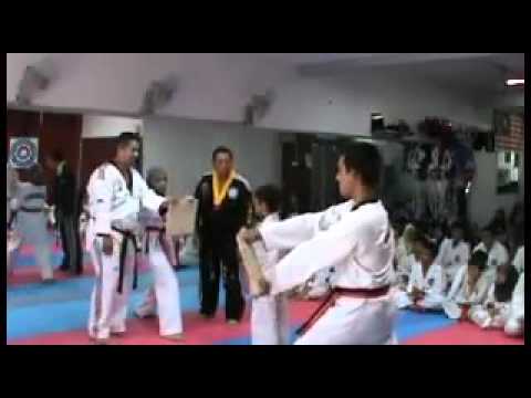 Grading 2015 Taekwondo,  breaking 1. At gym TKD4ALL.