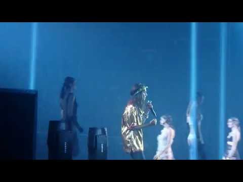 M.I.A. performs during the Etam show