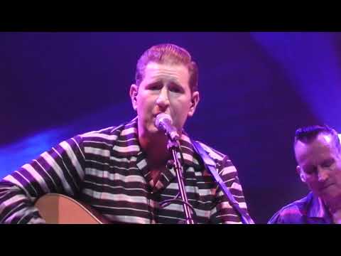 Charlie Thompson - Look At That Moon