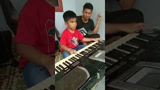 Download lagu ORI GINTING. Pemain Keyboard Karo termuda di Dunia. #shorts mp3