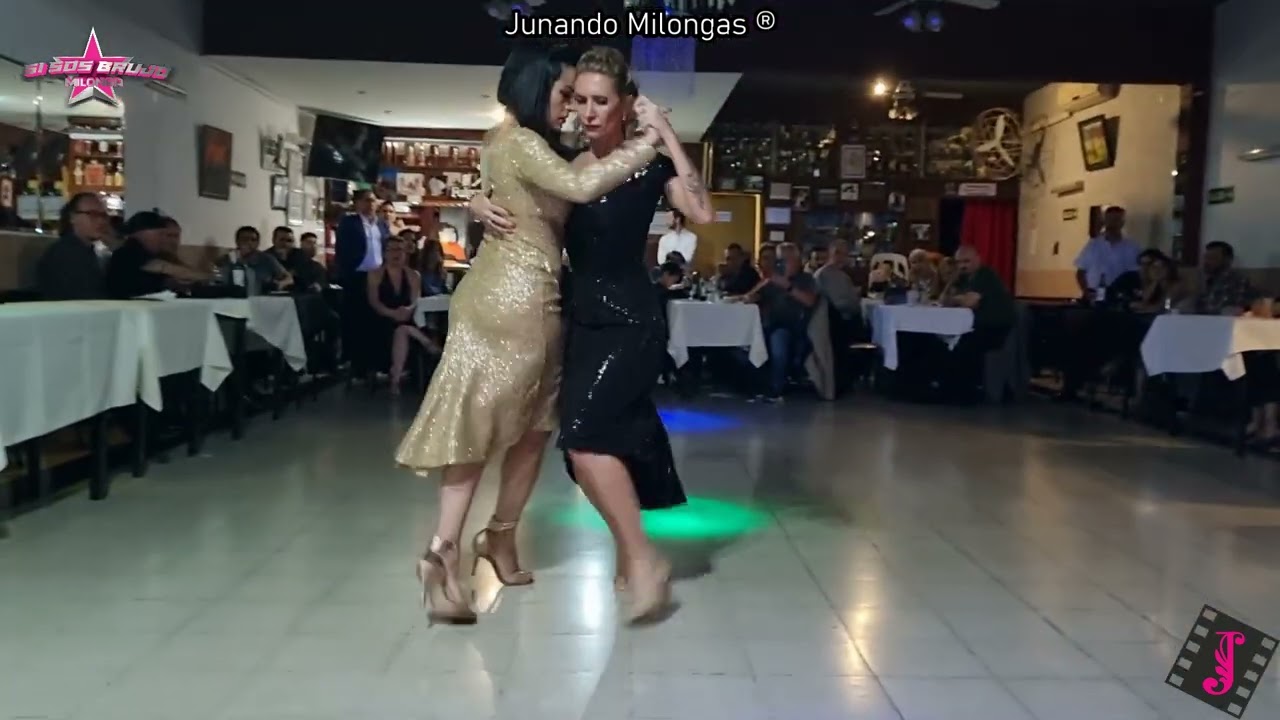 LILY CHENLO & ROXANE CAMARGO || "Cristal" (Mariano Moran)