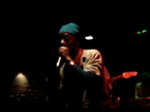 fullanny sings mama in surinam language