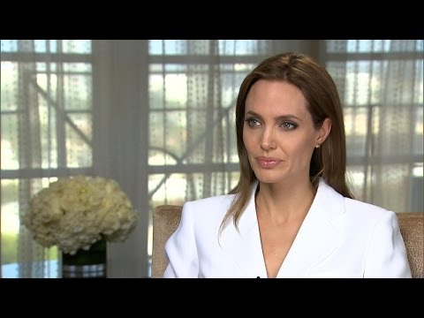 Angelina Jolie Details Ovarian Surgery