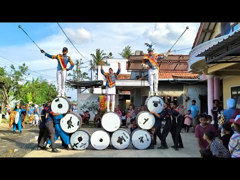 Aksi Keren Marching Band Bintara di Dadirejo Tirto