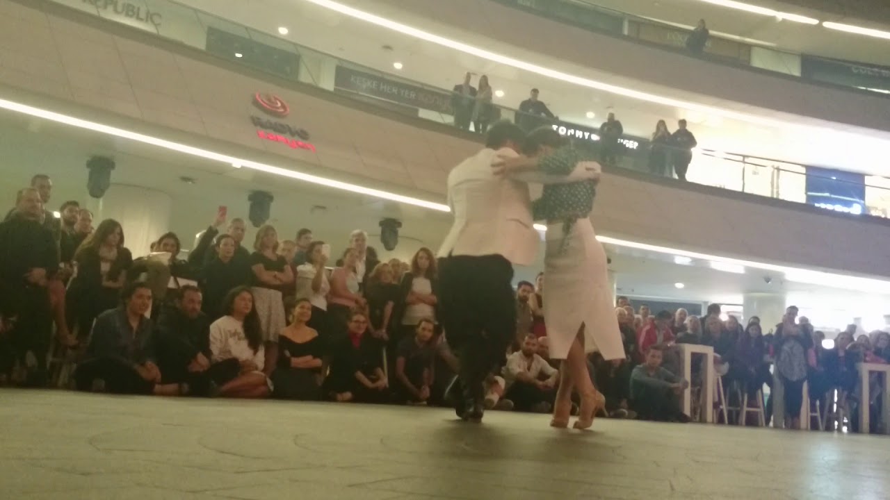 Serkan Gökçesu & Cecilia Garcia. Mandria - Juan D'Arienzo. Milonga Kanyon (09.10.2017)