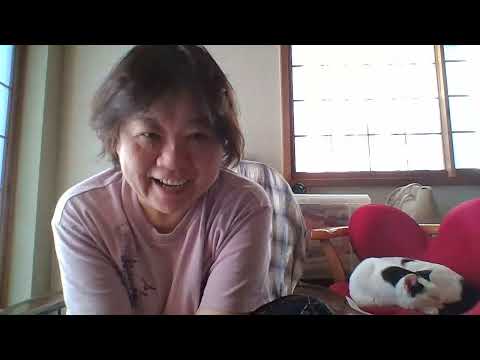 秋にコマドリを庭に誘う