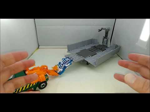 Chuck's Reviews Transformers Earthrise Soundbarrier