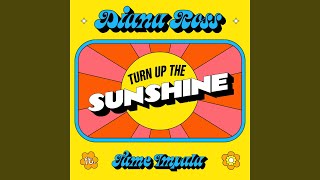 Musik-Video-Miniaturansicht zu Turn Up The Sunshine Songtext von Diana Ross & Tame Impala 